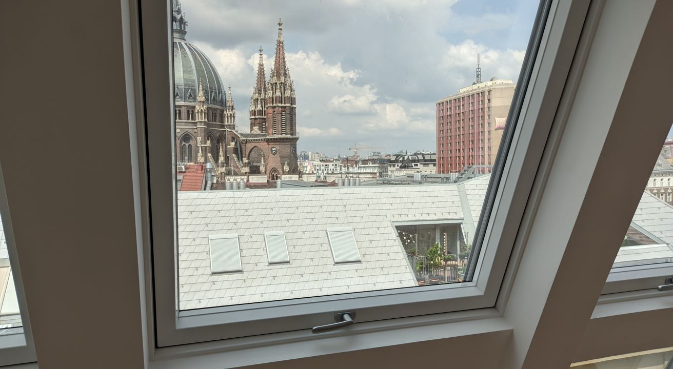 Dachgescho&szlig;ausbau Mariahilfer G&uuml;rtel 17, 1150 Wien