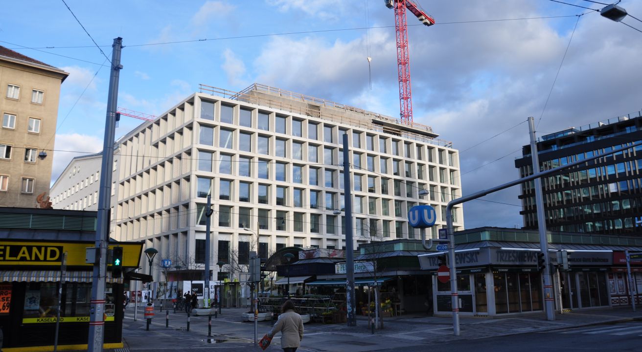 Büro- und Geschäftsgebäude POST AM ROCHUS, Wien